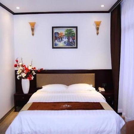 A1 Hill Hanoi Hotel Εξωτερικό φωτογραφία